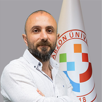 Dr. Cenk Albayrak